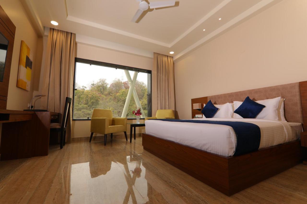 The Forest Hill Hotel Haridwār Buitenkant foto
