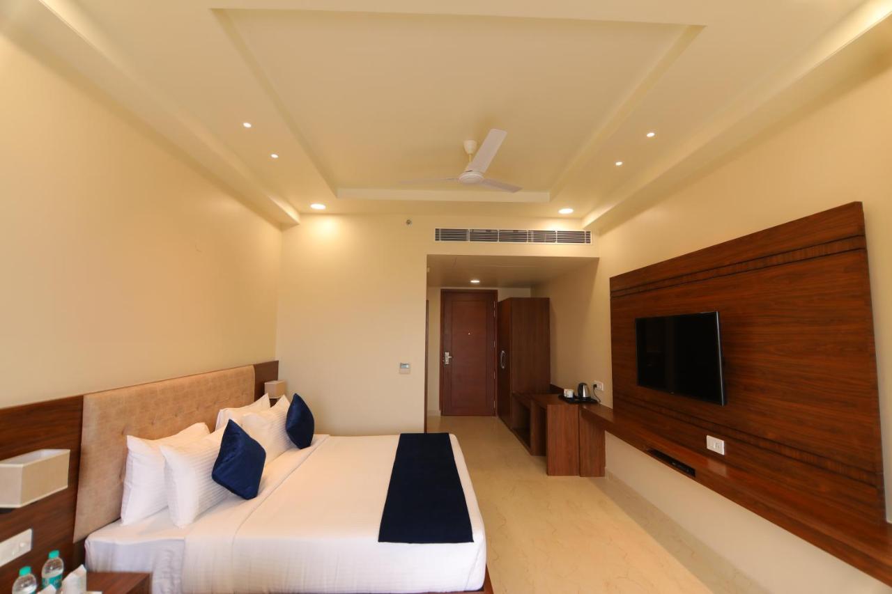 The Forest Hill Hotel Haridwār Buitenkant foto