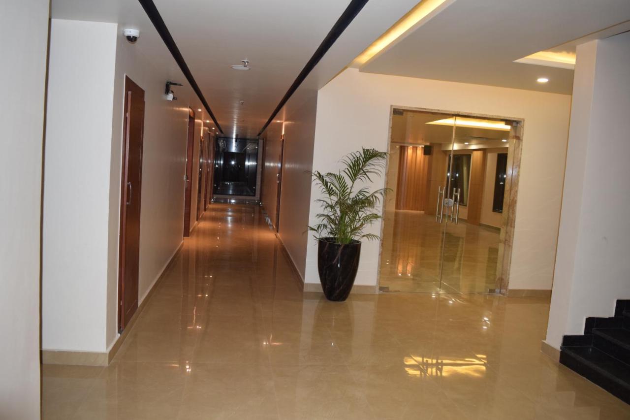 The Forest Hill Hotel Haridwār Buitenkant foto