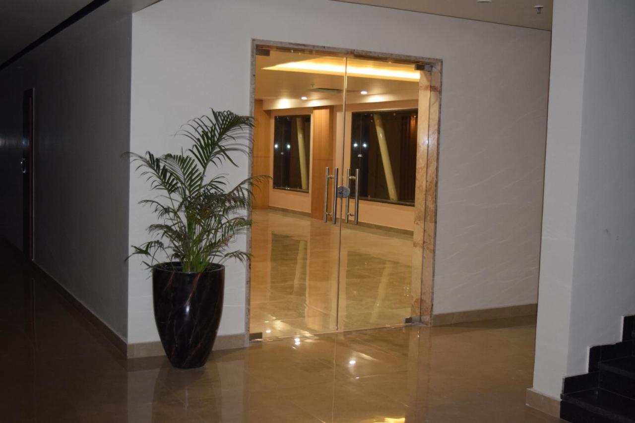 The Forest Hill Hotel Haridwār Buitenkant foto