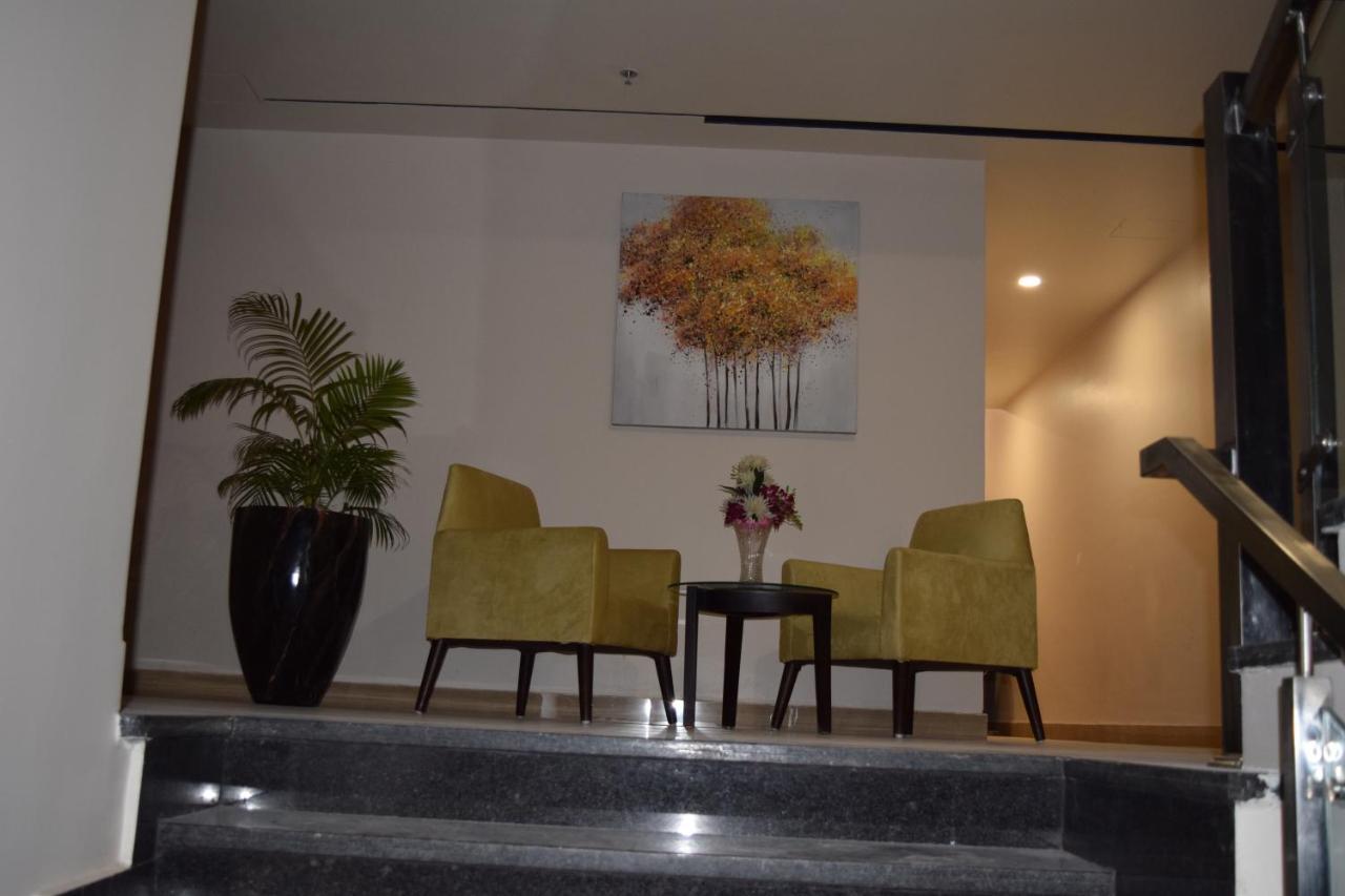 The Forest Hill Hotel Haridwār Buitenkant foto