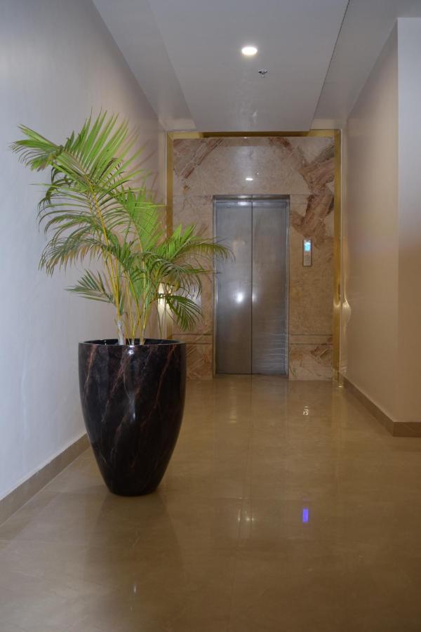 The Forest Hill Hotel Haridwār Buitenkant foto